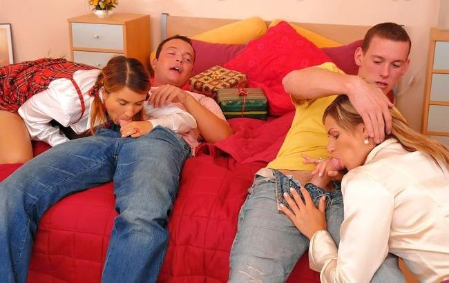 16P kinky foursome in fully clothed pissing fun