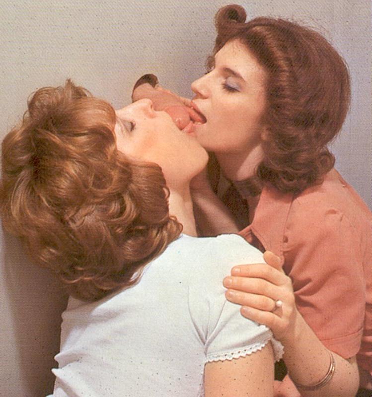 16P Two seventies ladies pleasing dick trough a gloryhole
