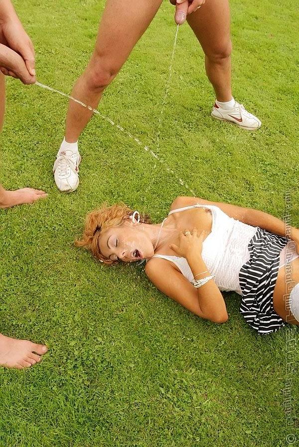 16P Hot babe in fishnets gets banged and pissed on outdoors