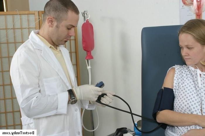 16P Blonde vaginal checkup and injection in the ass