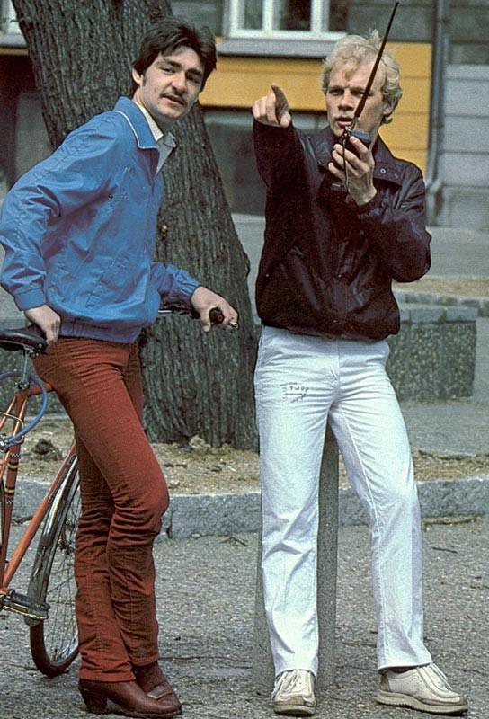 16P Two seventies couples having real dirty sex