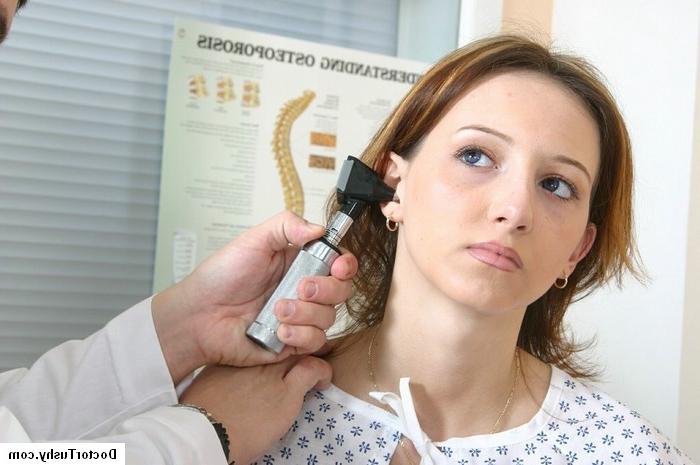 16P Redhead getting vaginal exam and an ass injection