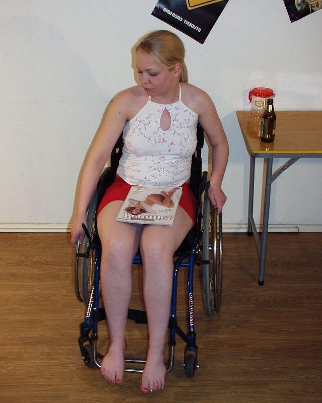 15P Wheelchair bound cutie masturbates