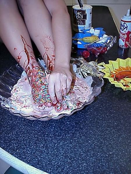 20P Feet and food fetish