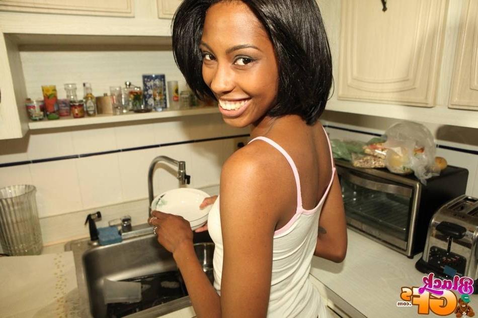 15P Sugar tiny ebony babe getting nailed in her kitchen