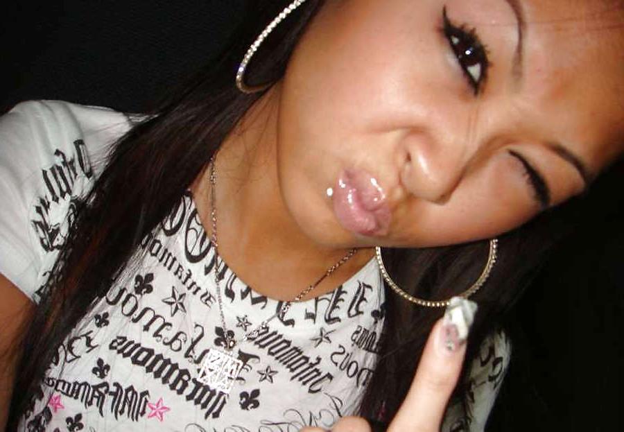 15P Bigtittied Filipina cleavage camwhoring