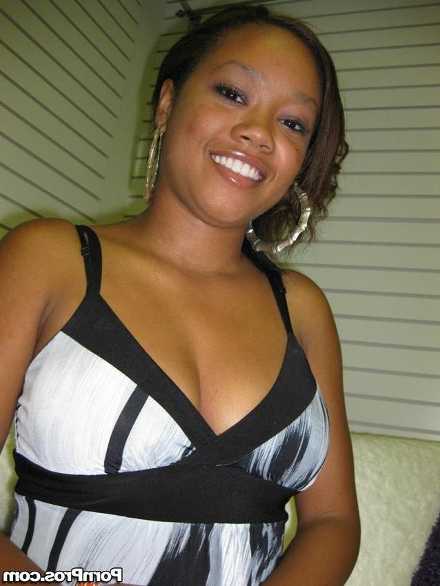 16P black chick riding white dick reverse cowgirl style