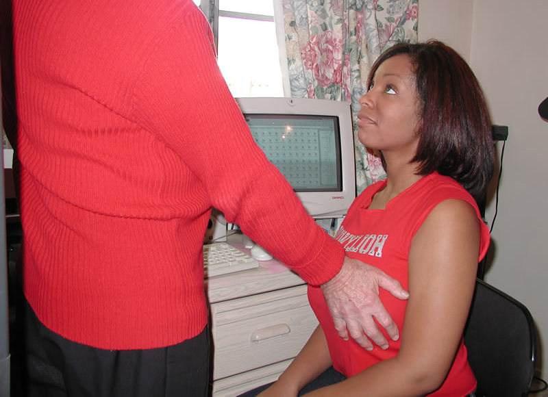 15P Black slut fucked in her dark pussy
