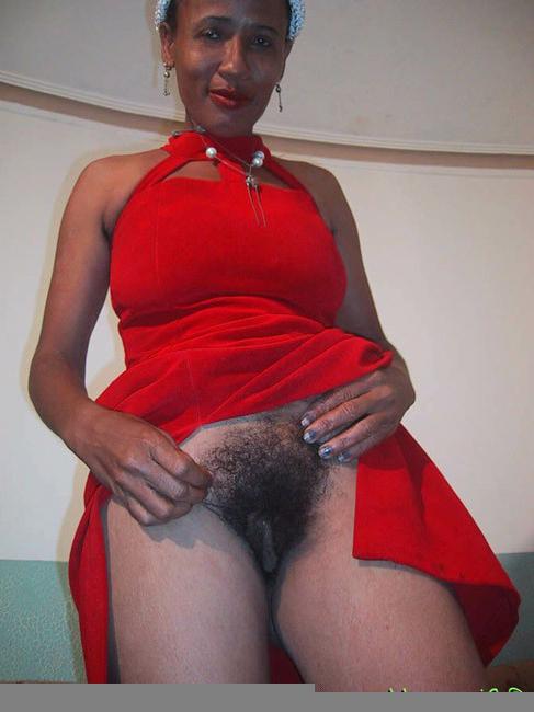 15P Very very hairy black girl
