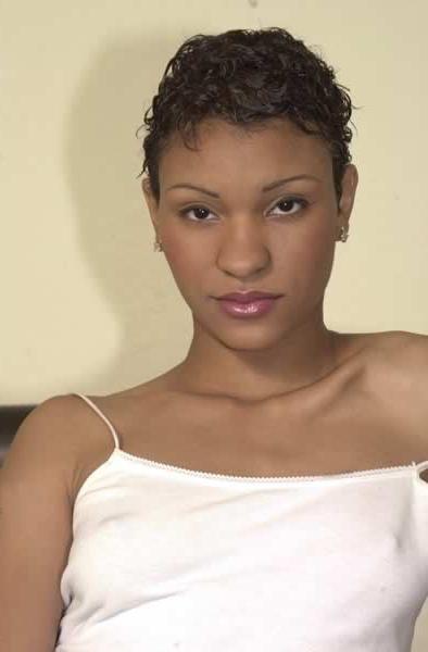13P Gorgeous black chick spreading her sexy legs