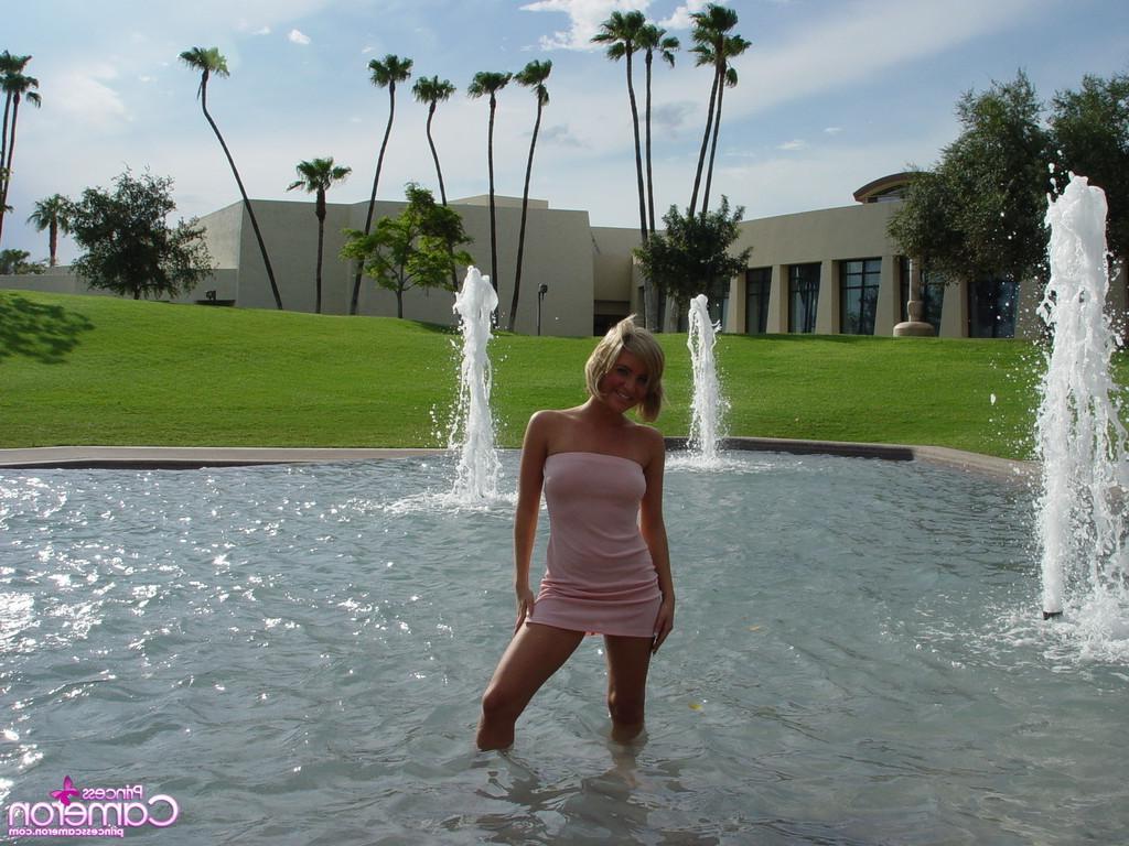 16P Girl getting wet