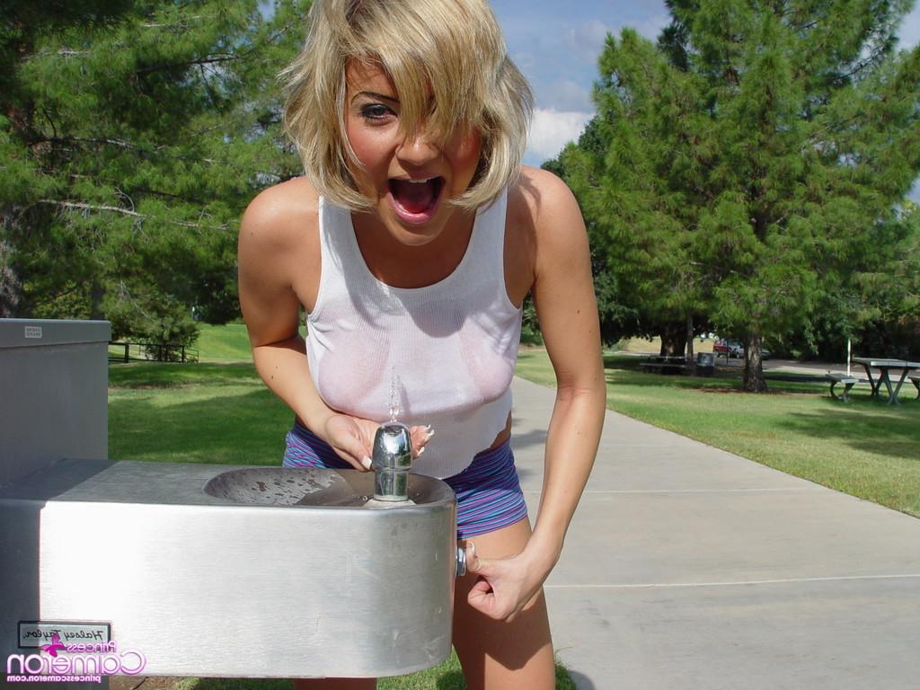 16P Girl at playground gets wet tits