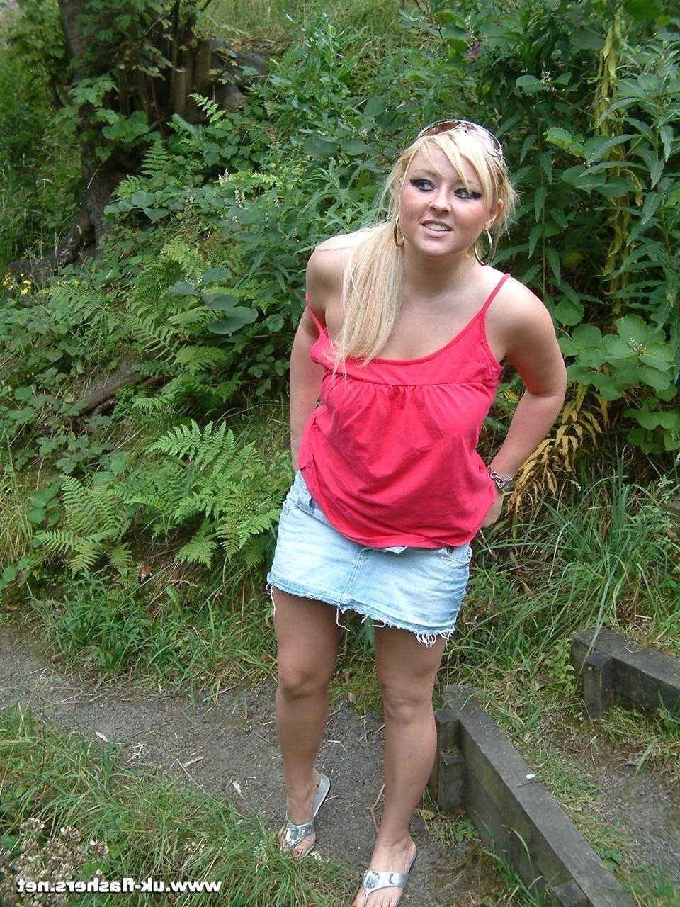 16P Sexy blonde amateur babe Lena Leigh nude in public and flashing exposed shaved p