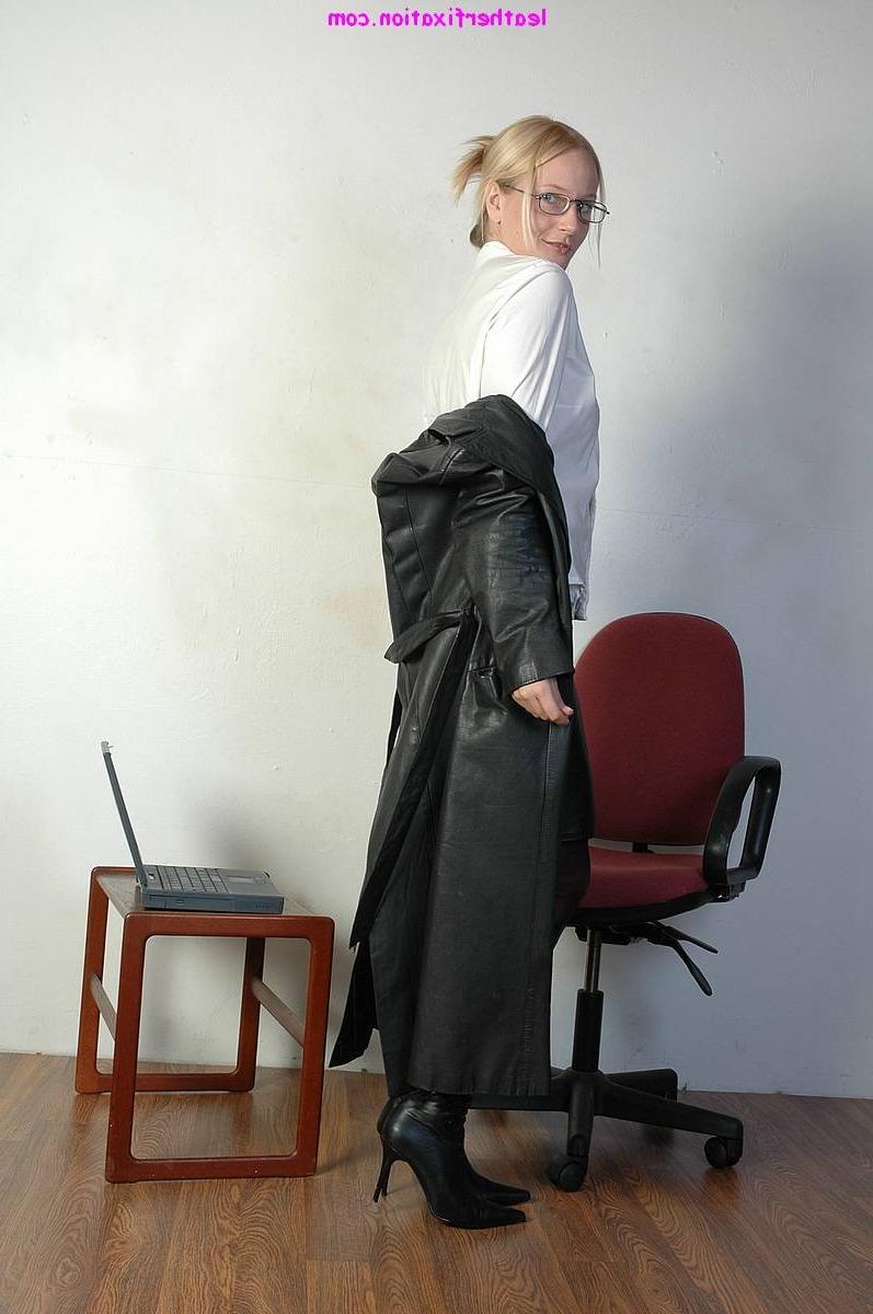 15P Sexy blonde secretary takes off her leather trench coat and teases her pussy in 