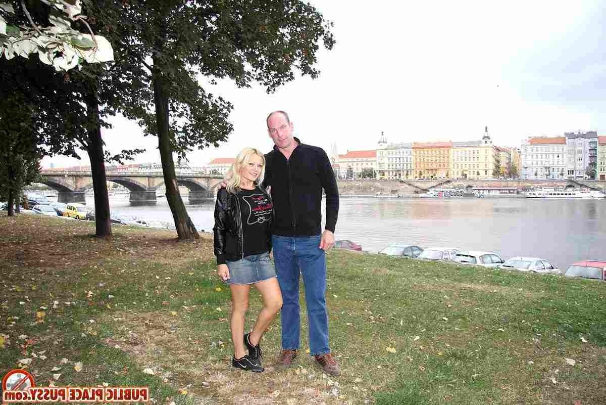 14P Blonde getting dirty in public