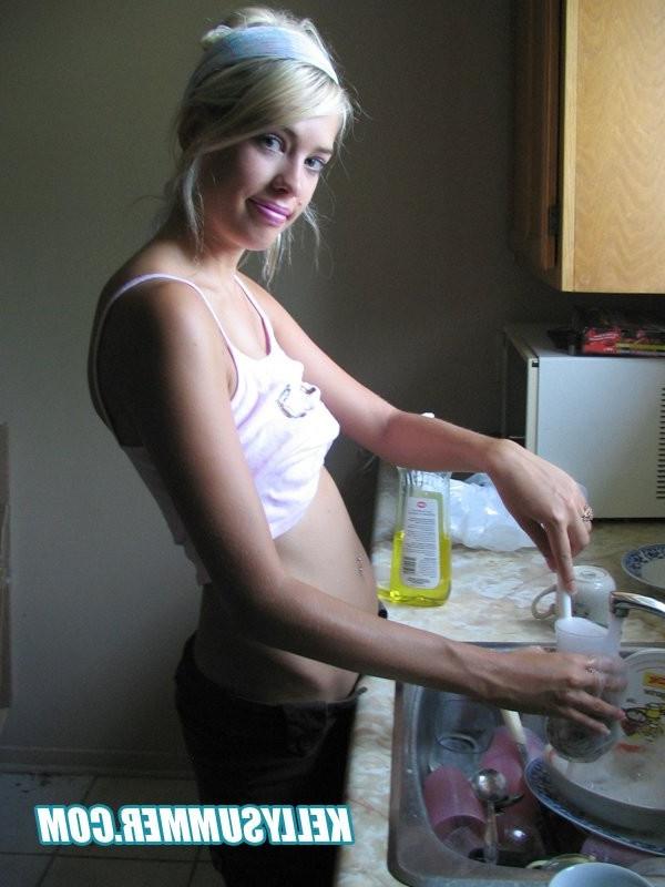 15P gorgeous blondie shows her goody parts in the kitchen