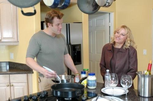 15P Beautiful milf banged in the kitchen!