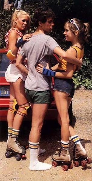 16P Two retro skater girls pleasing a dude