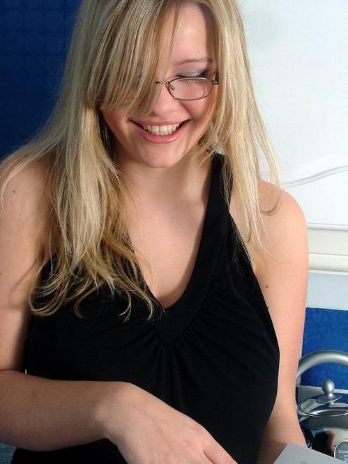 16P cute busty blonde teen in the kitchen