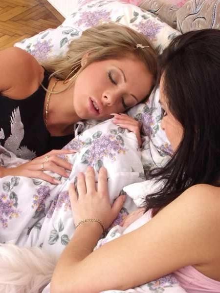 15P Two gorgeous lesbian lovers having sex in bed