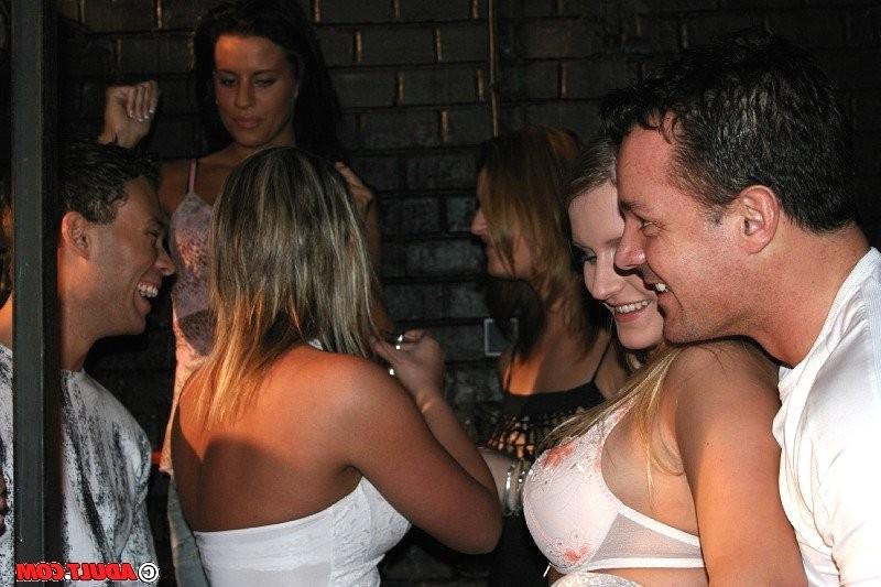 10P Groupsex babes dancing and fucking from wall to wall at party