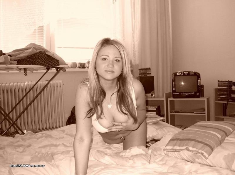 15P Slutty busty babe sucks on her neighbor's boner