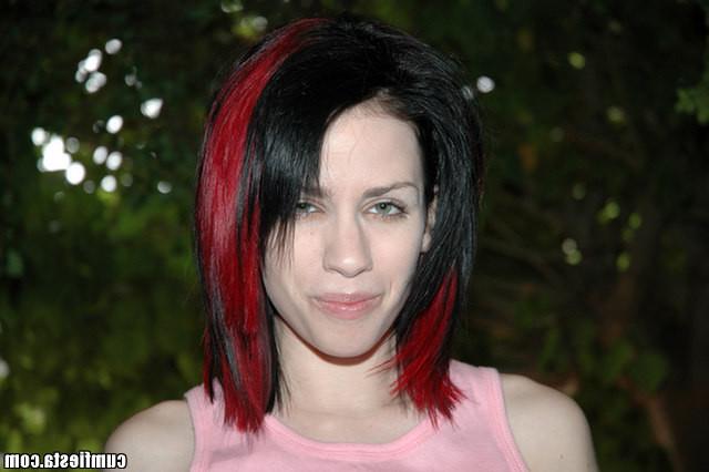15P Hot gothic babe takes on a big johnson and catches a facial