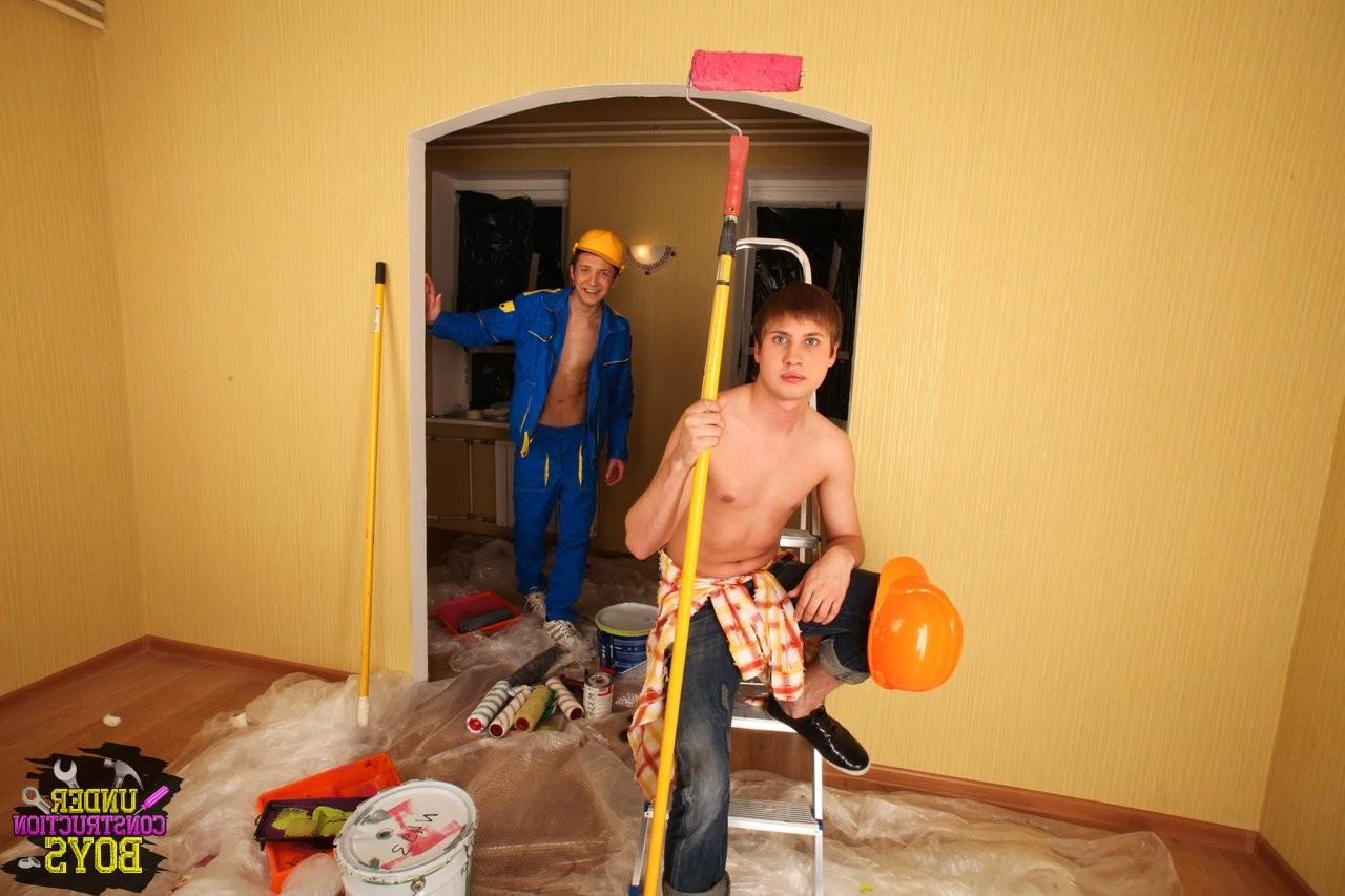 12P Homo teen couple tries out sex on the ladder at work