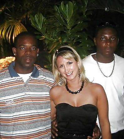 25P She's Only Into Black Guys - Edition #16
