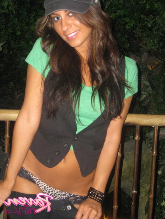 15P Raven Riley posing nude and giving blowjob