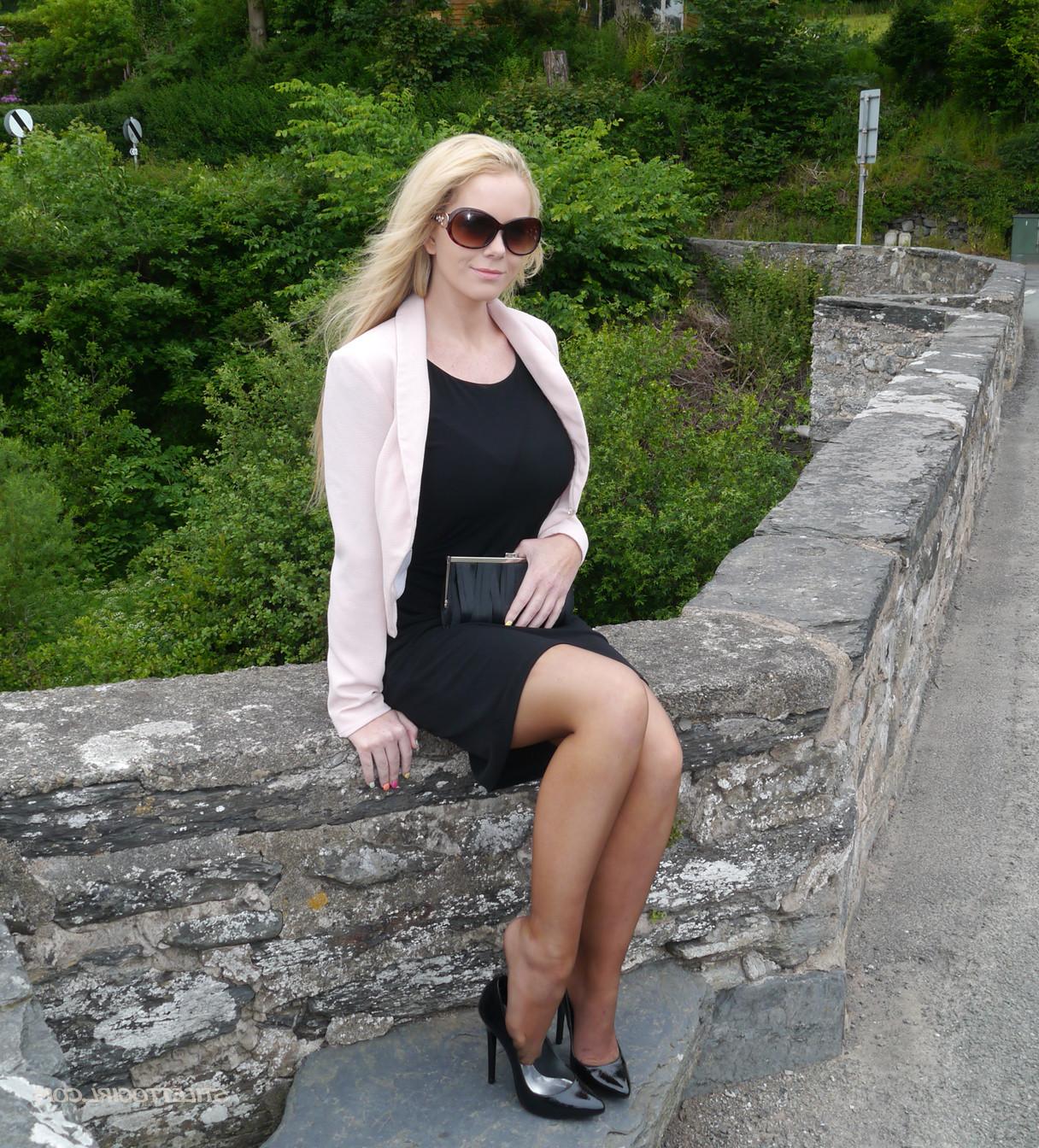 16P Gorgeous blonde Larissa poses in a sexy black dress and matching