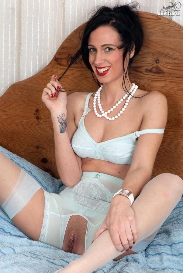 15P Hot brunette Tammie in her sexy vintage lingerie on the bed