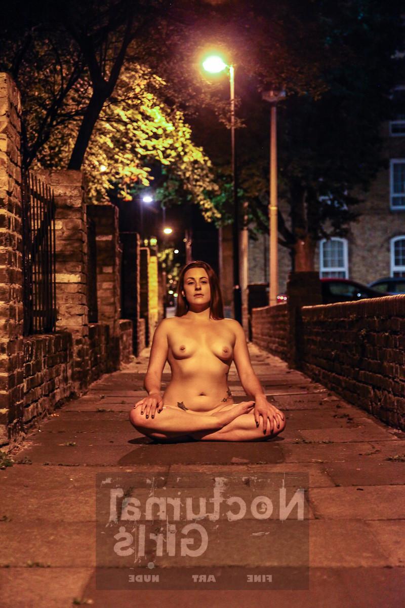 8P Isabel Dean nude in the night time