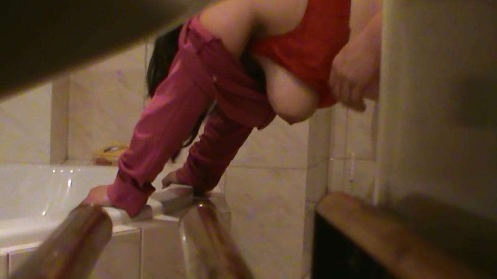 17P Bbw molli im bad heimlich von hinten gefickt 