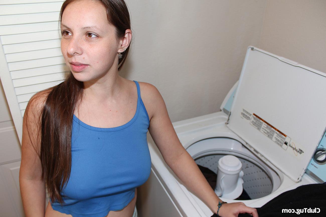 16P Teen giving handjob