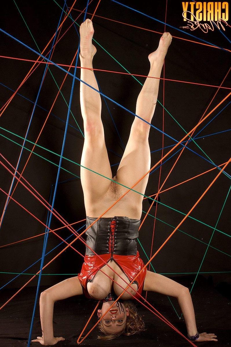 16P Sexy teen with huge natural tits plays in rope maze