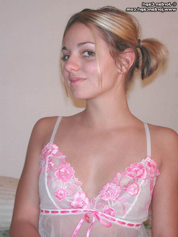 16P Jordan Capri shows off her sexy lace nightie!