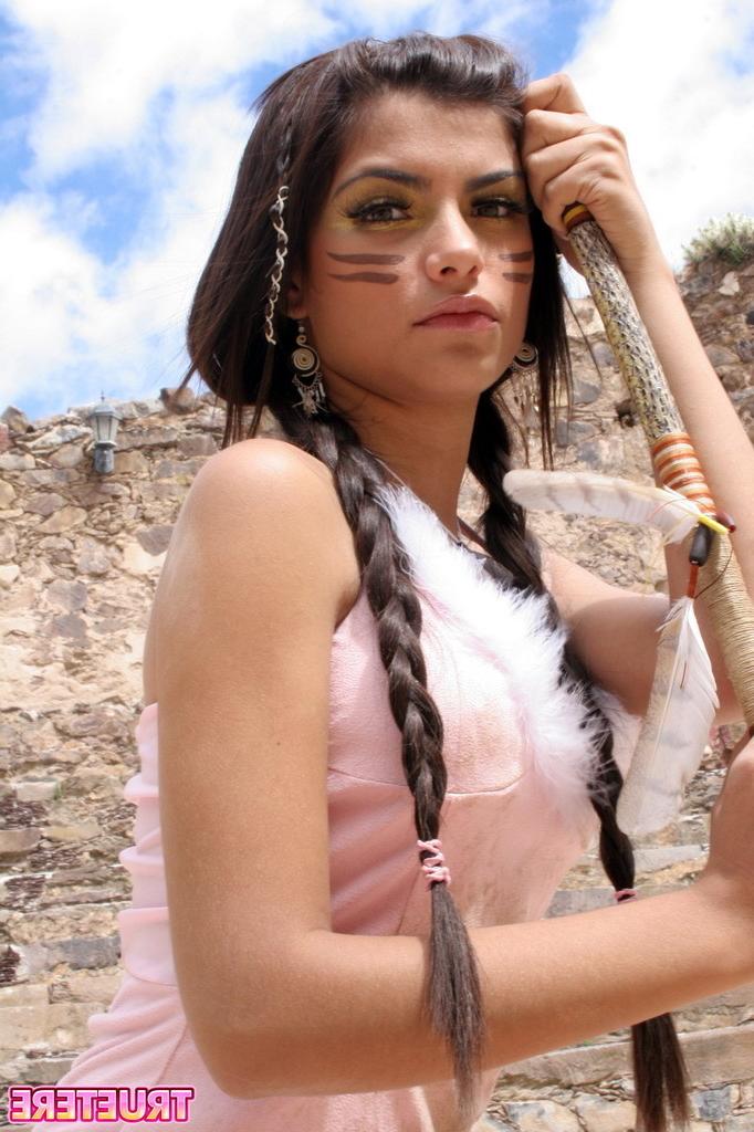 15P True Tere shows her indie nature