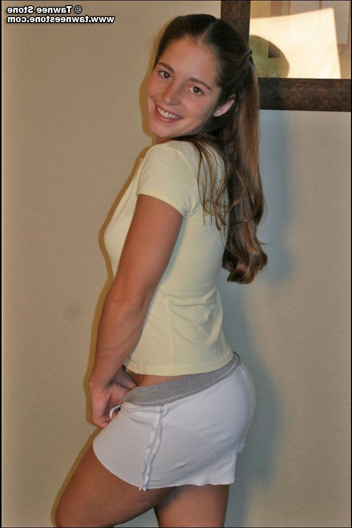 20P Brunette teen next door stripping