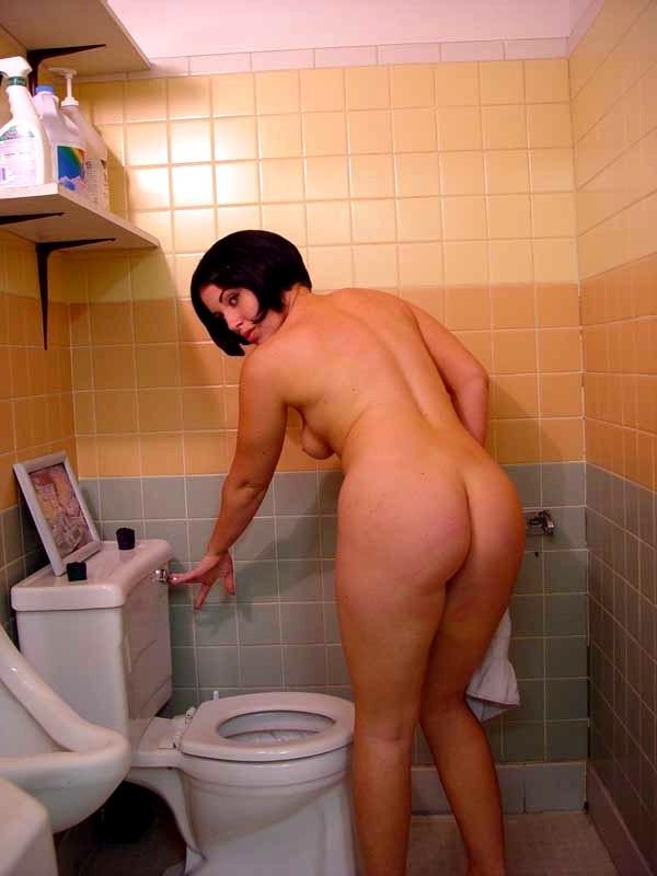16P Fetish brunette babe peeing and fooling around with toilet paper