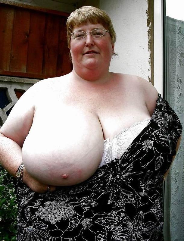 15P amateur preggo babes and pregnant matures