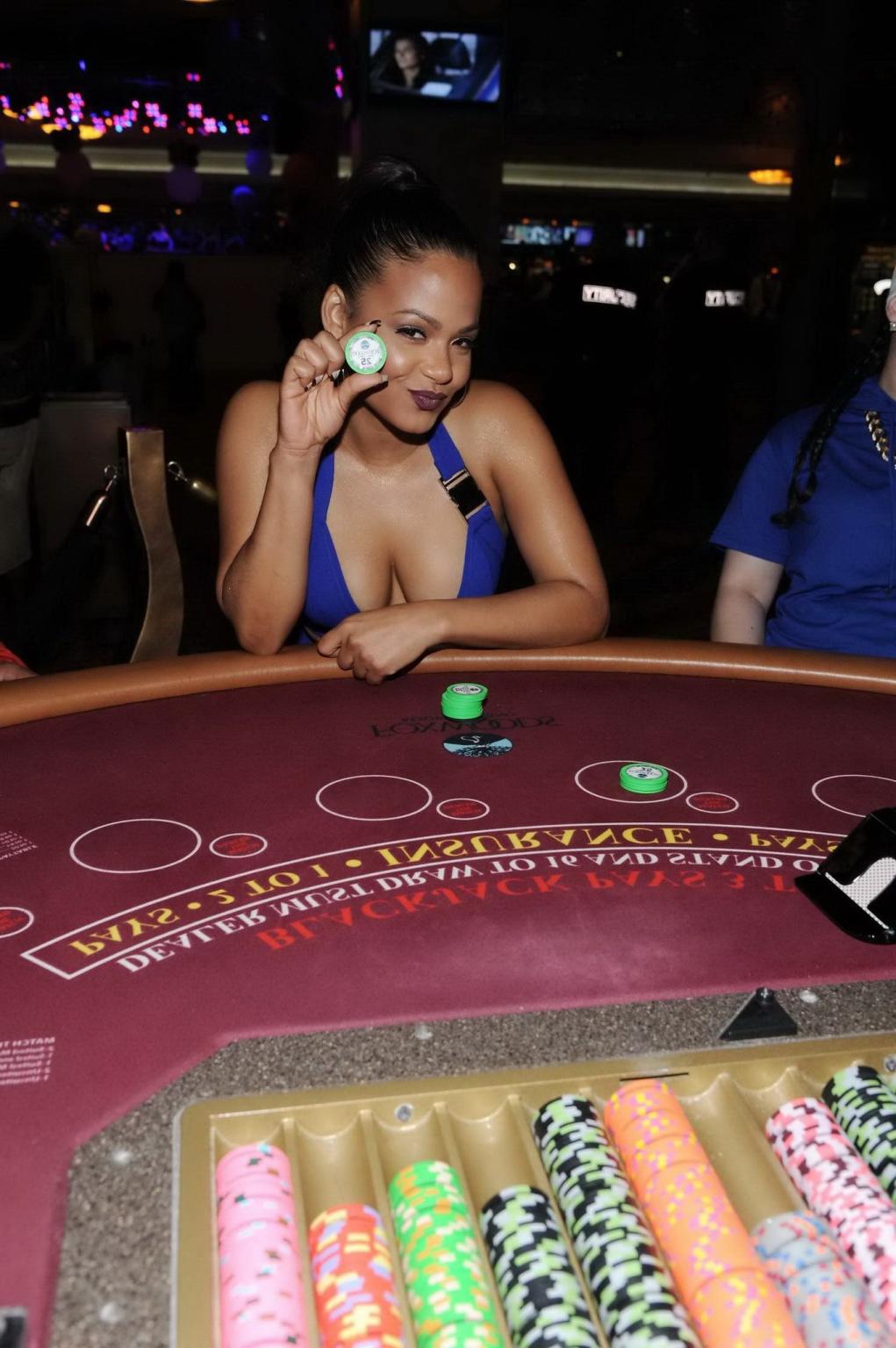 16P Christina Milian showing hard pokies and huge cleavage