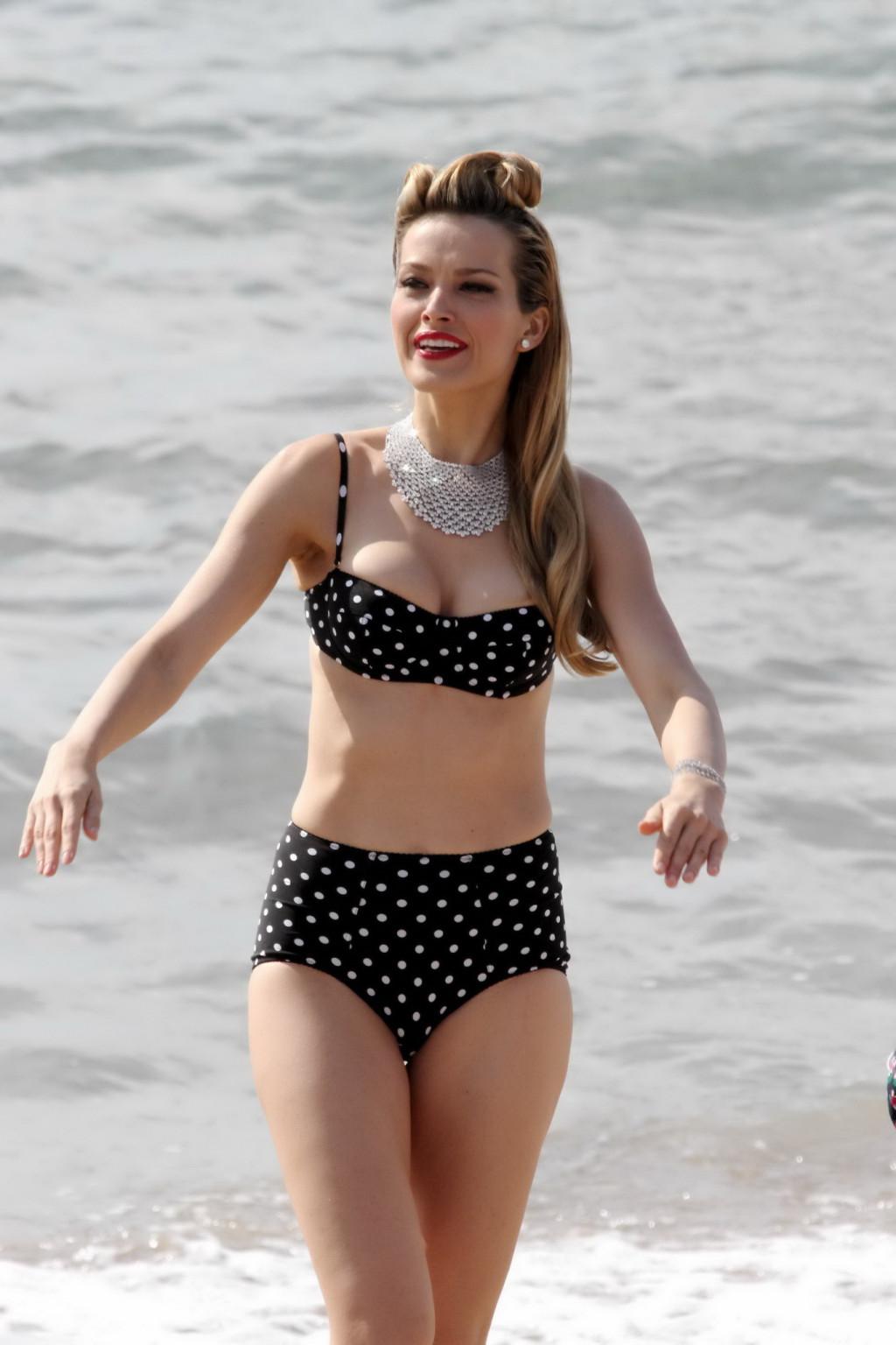 16P Petra Nemcova busty in retro polka dot bikini