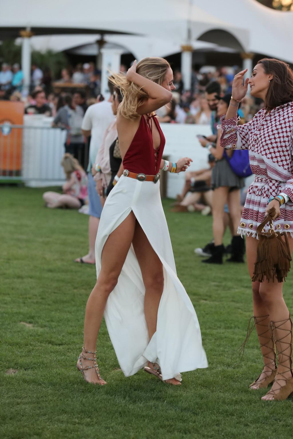 16P Kimberley Garner upskirt and showing huge cleavage