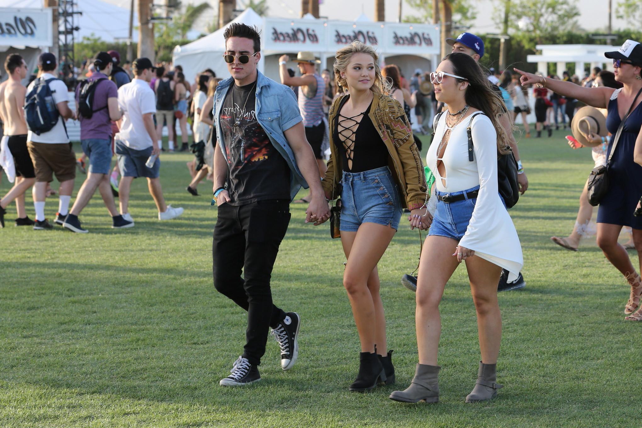 16P Olivia Holt braless showing huge cleavage and legs