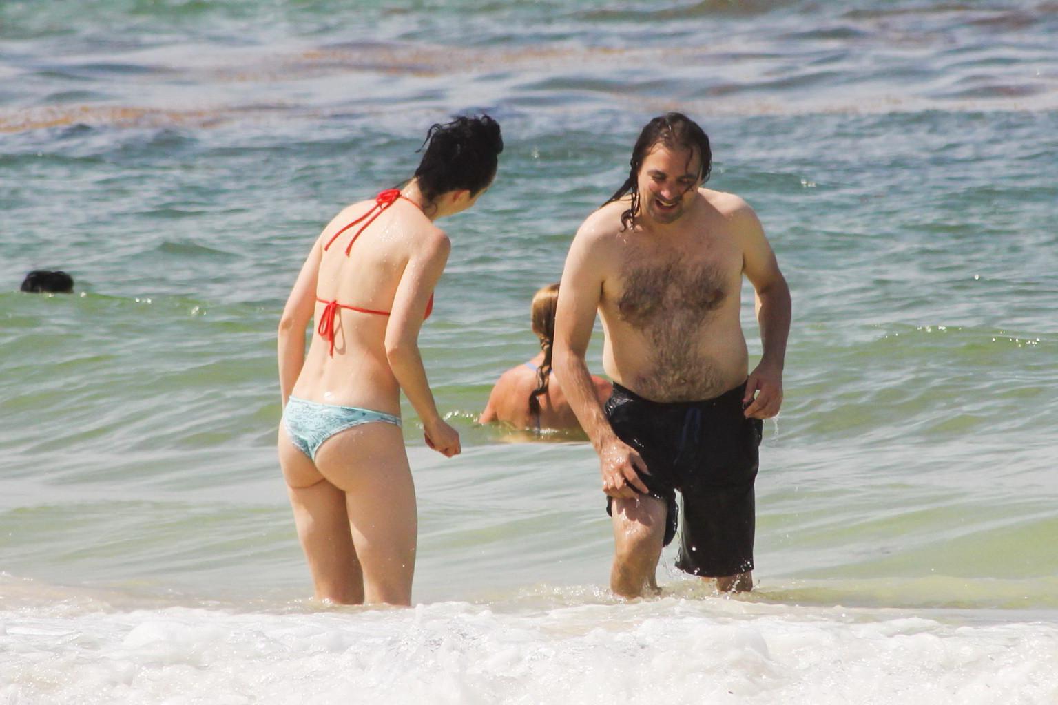 16P Krysten Ritter showing nipple pokies and bikini ass