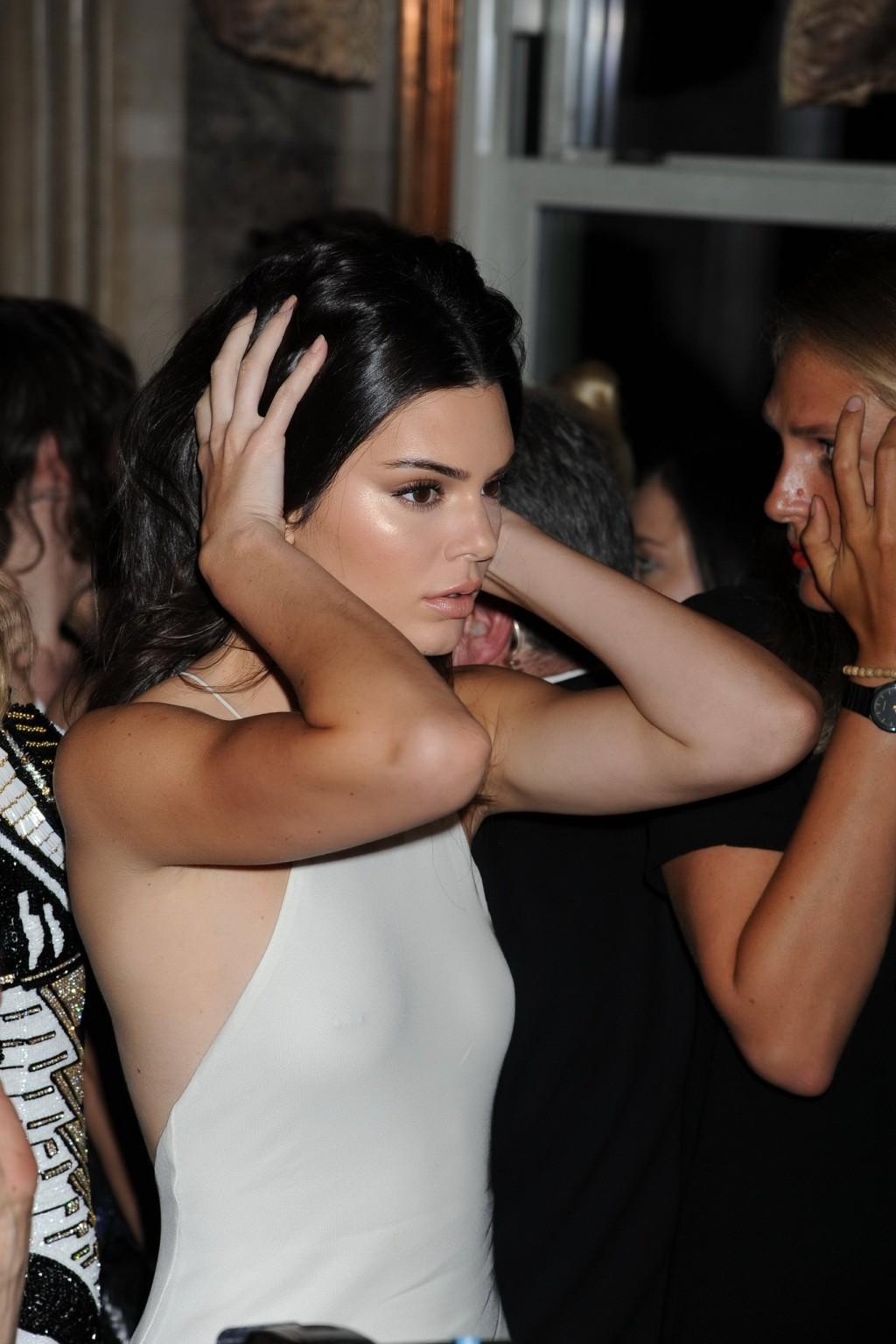 16P Kendall Jenner seethru showing boobs and nipple piercing
