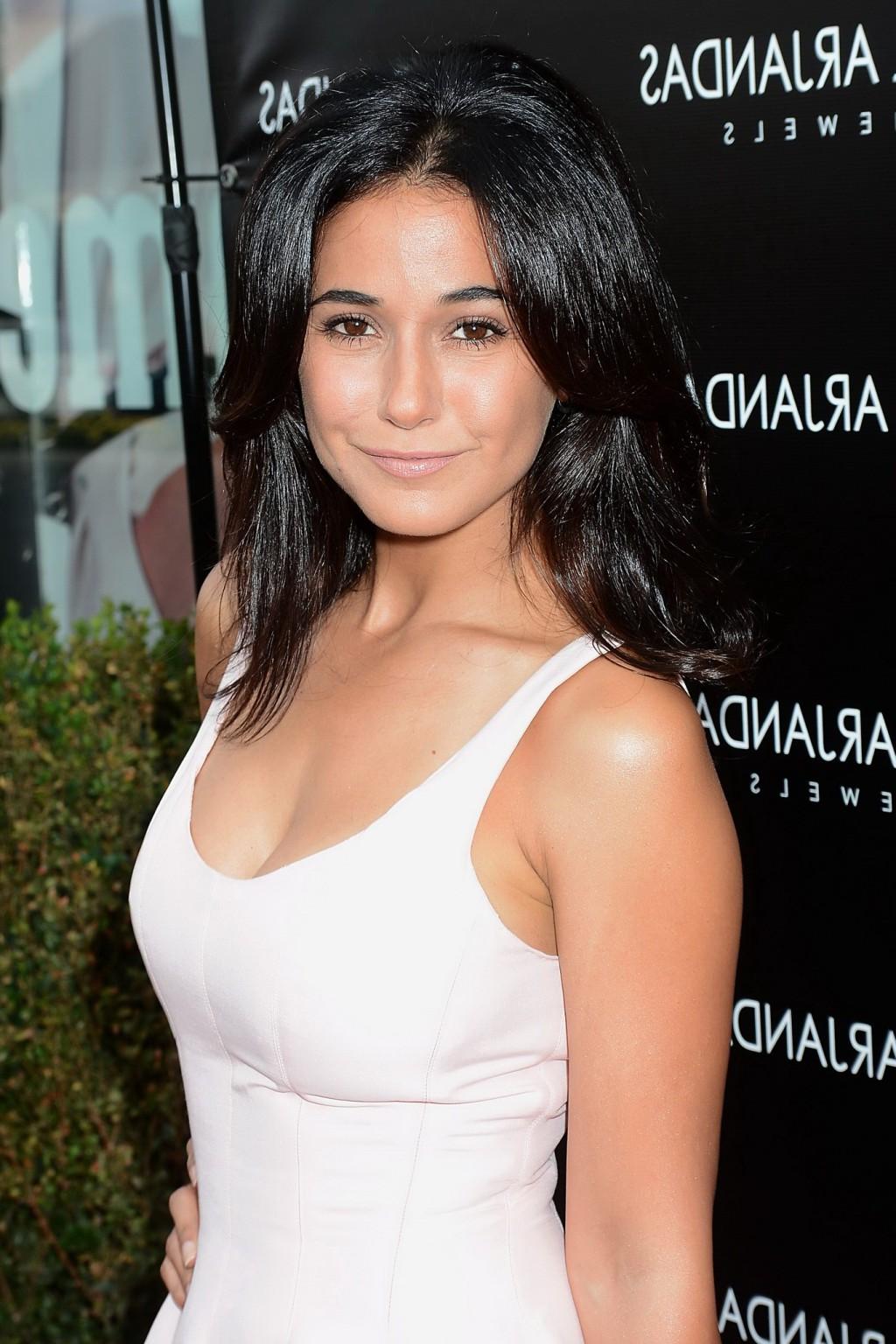 16P Emmanuelle Chriqui shows big cleavage in short white dress