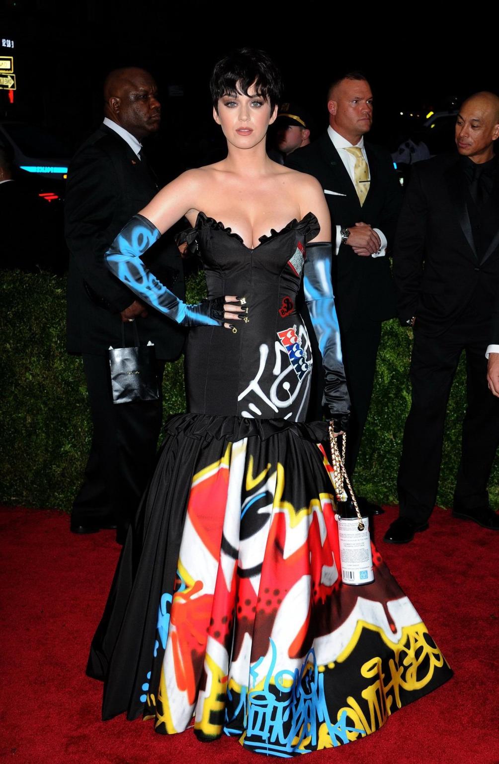 16P Katy Perry showing huge cleavage at the Costume Institute Benefit Gala at the Me