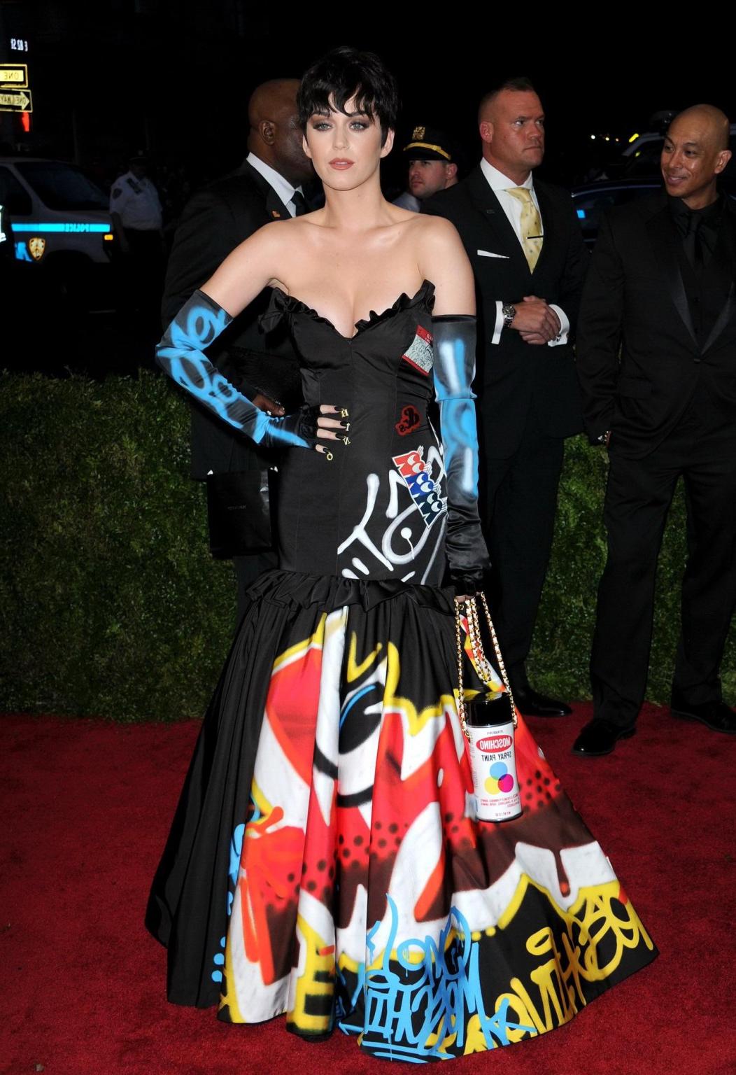 16P Katy Perry showing huge cleavage at the Costume Institute Benefit Gala at the Me